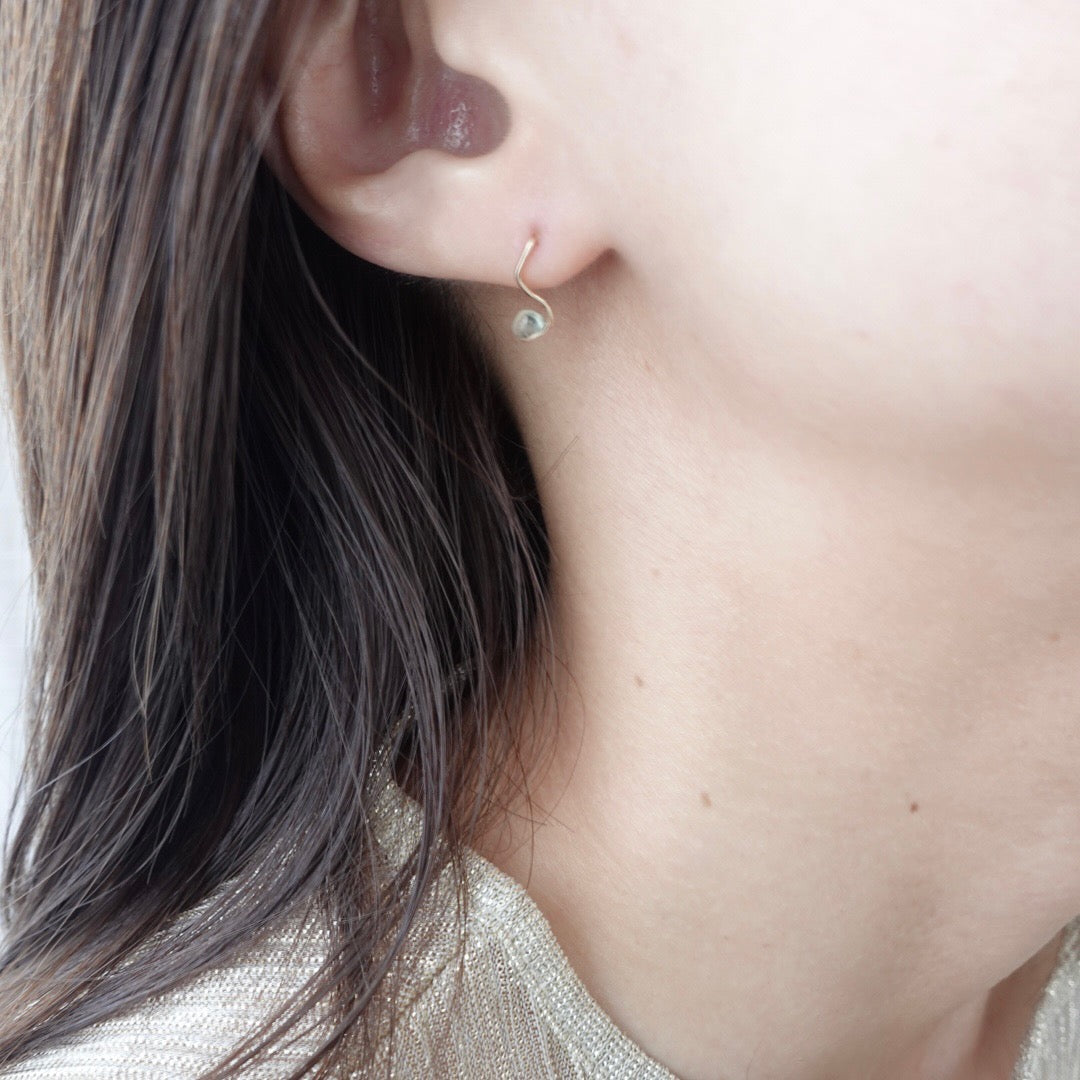 waveピアス:フローライト 14KGF