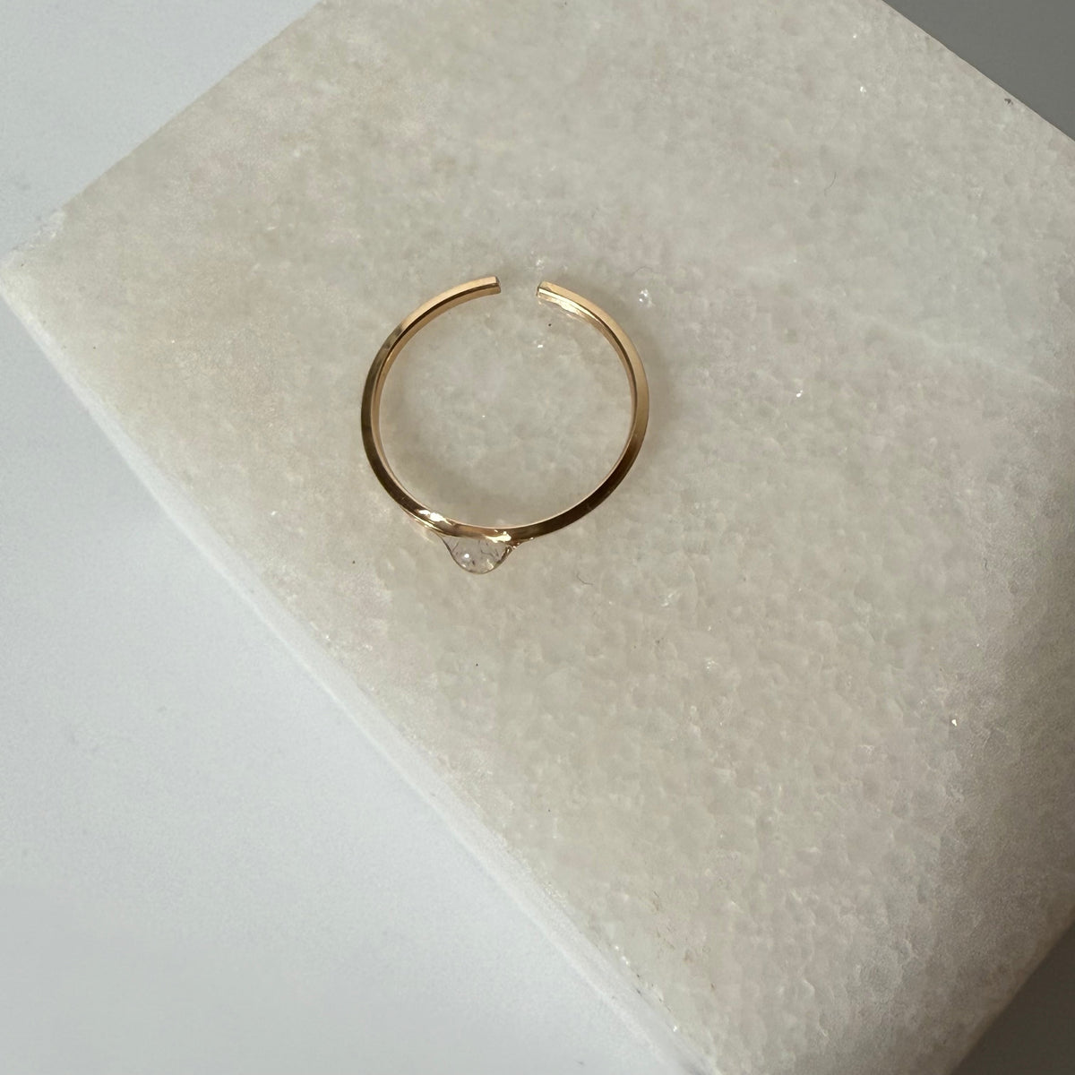 drop ring ／14KGF ジュエリーポーチ付き